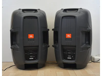 JBL EON 305