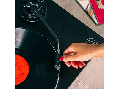 AUDIO TECHNICA AT-LP5X AUDIO TECHNICA AT-LP5X