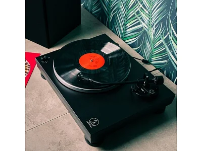 AUDIO TECHNICA AT-LP5X AUDIO TECHNICA AT-LP5X