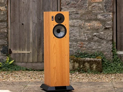 Graham GRAHAM LS5/9F CHERRY