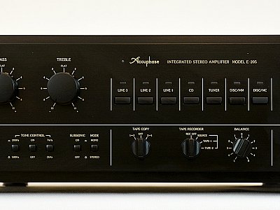Accuphase ACCUPHASE E-205