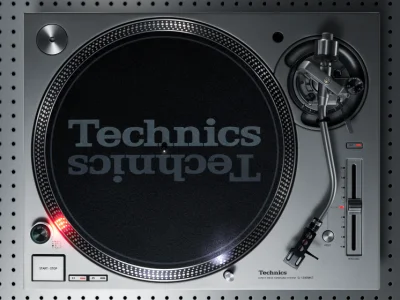 TECHNICS TECHNICS SL-1200MK7