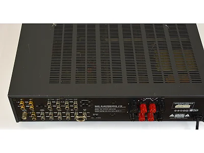 NAD 306