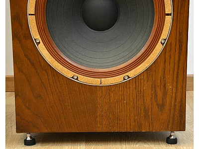 UNIVERSITY SOUND ALHAMBRA III UNIVERSITY SOUND ALHAMBRA III