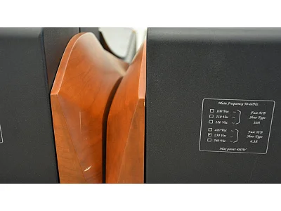 UNISON RESEARCH REFERENCE MONOBLOCKS UNISON RESEARCH REFERENCE MONOBLOCKS