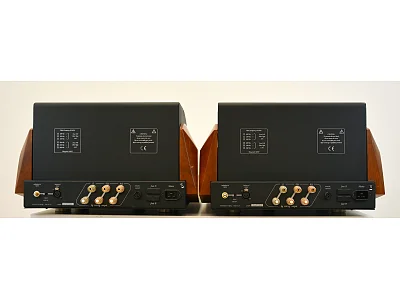 UNISON RESEARCH REFERENCE MONOBLOCKS UNISON RESEARCH REFERENCE MONOBLOCKS