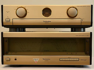 TECHNICS TECHNICS SU-C3000 + TECHNICS SE-A3000