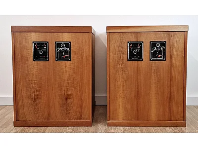 JBL 4320 S8 JBL 4320 S8