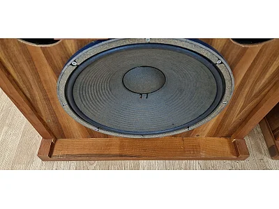 JBL 4320 S8 JBL 4320 S8