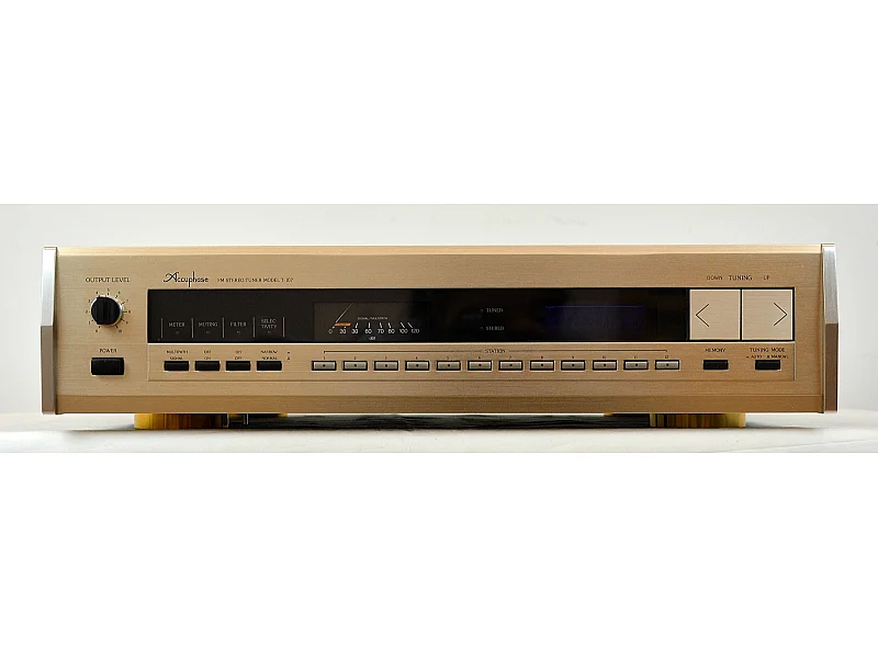 Accuphase ACCUPHASE T-107
