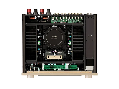 ACCUPHASE E-700
