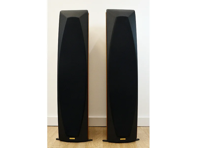 Opera OPERA QUINTA 2011 Mahogany