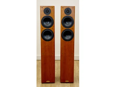 TANNOY TANNOY REVOLUTION R3