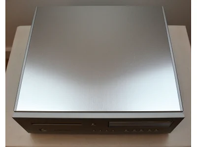 LUXMAN D-10X