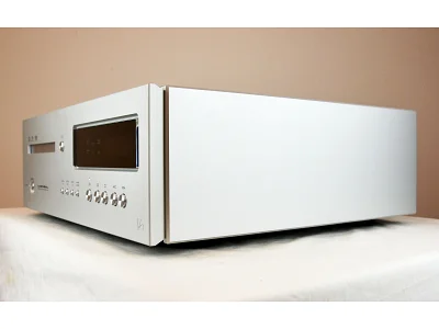 LUXMAN D-10X