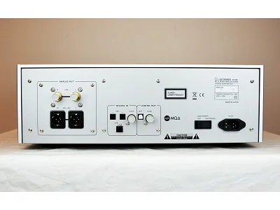 LUXMAN D-10X
