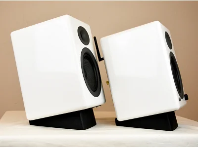 AUDIOENGINE 5+