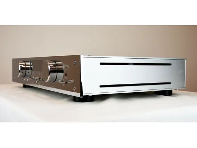 BURMESTER 011
