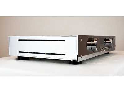 BURMESTER 011