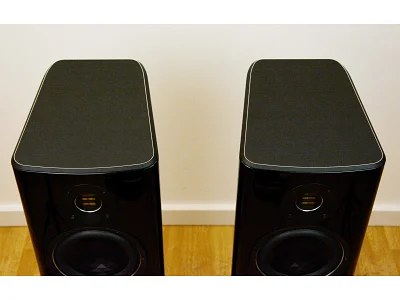 ELAC VELA FS 408