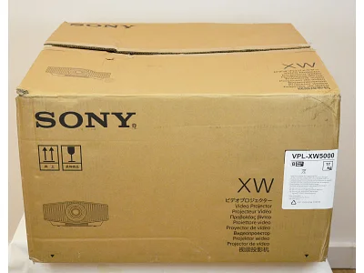 SONY VPL-XW5000
