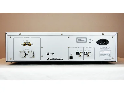 LUXMAN D-03X