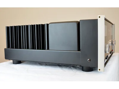 MCINTOSH MA7200 MCINTOSH MA7200