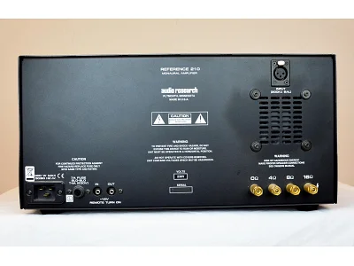 AUDIO RESEARCH REFERENCE 210