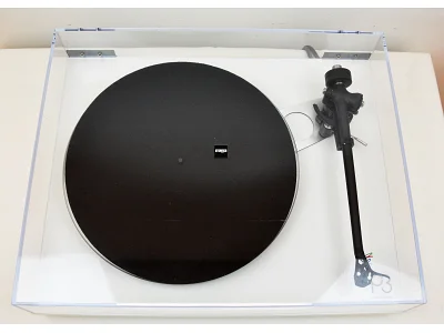 REGA PLANAR 3