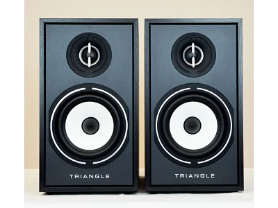 TRIANGLE TRIANGLE BOREA BR02