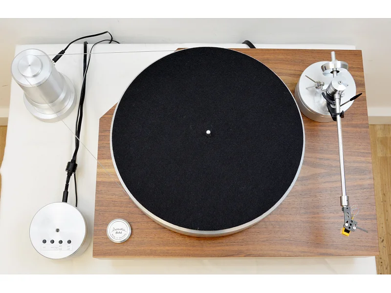 Acoustic Solid ACOUSTIC SOLID WOOD REFERENCE