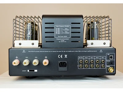 UNISON RESEARCH S6 BLACK EDITION UNISON RESEARCH S6 BLACK EDITION