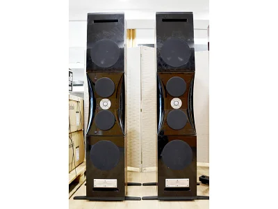 USHER GRAND TOWER USHER GRAND TOWER