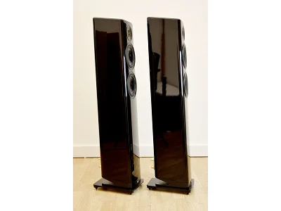 ELAC VELA FS 407