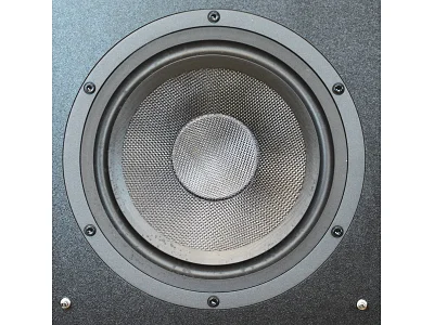 WHARFEDALE LINTON + STAND WHARFEDALE LINTON + STAND