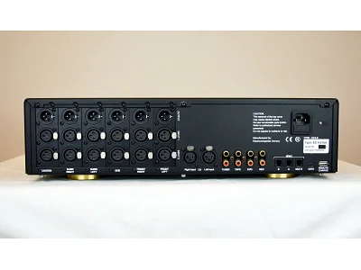 ELECTROCOMPANIET EC 4.9
