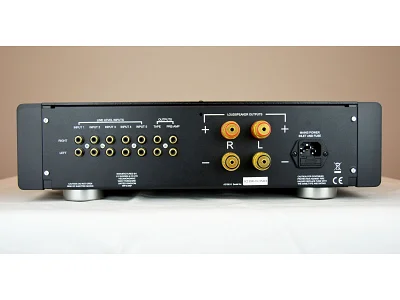 SUGDEN A21SE SIGNATURE SUGDEN A21SE SIGNATURE