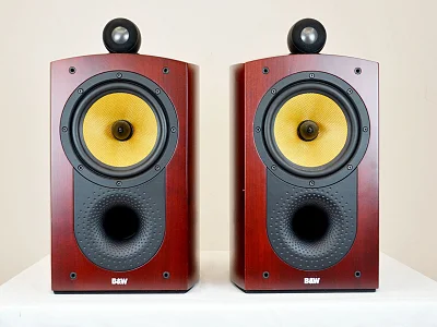 Bowers & Wilkins BOWERS & WILKINS NAUTILUS 805