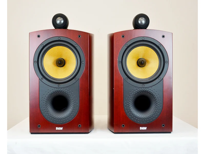 Bowers & Wilkins BOWERS & WILKINS NAUTILUS 805