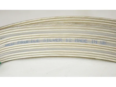 QED PROFILE SILVER 12 (L+R) 1.5 MT QED PROFILE SILVER 12 (L+R) 1.5 MT