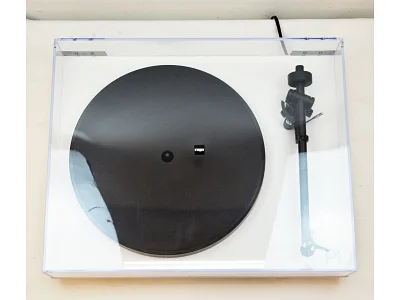REGA PLANAR 1 REGA PLANAR 1