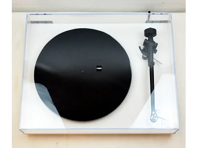 REGA PLANAR 2